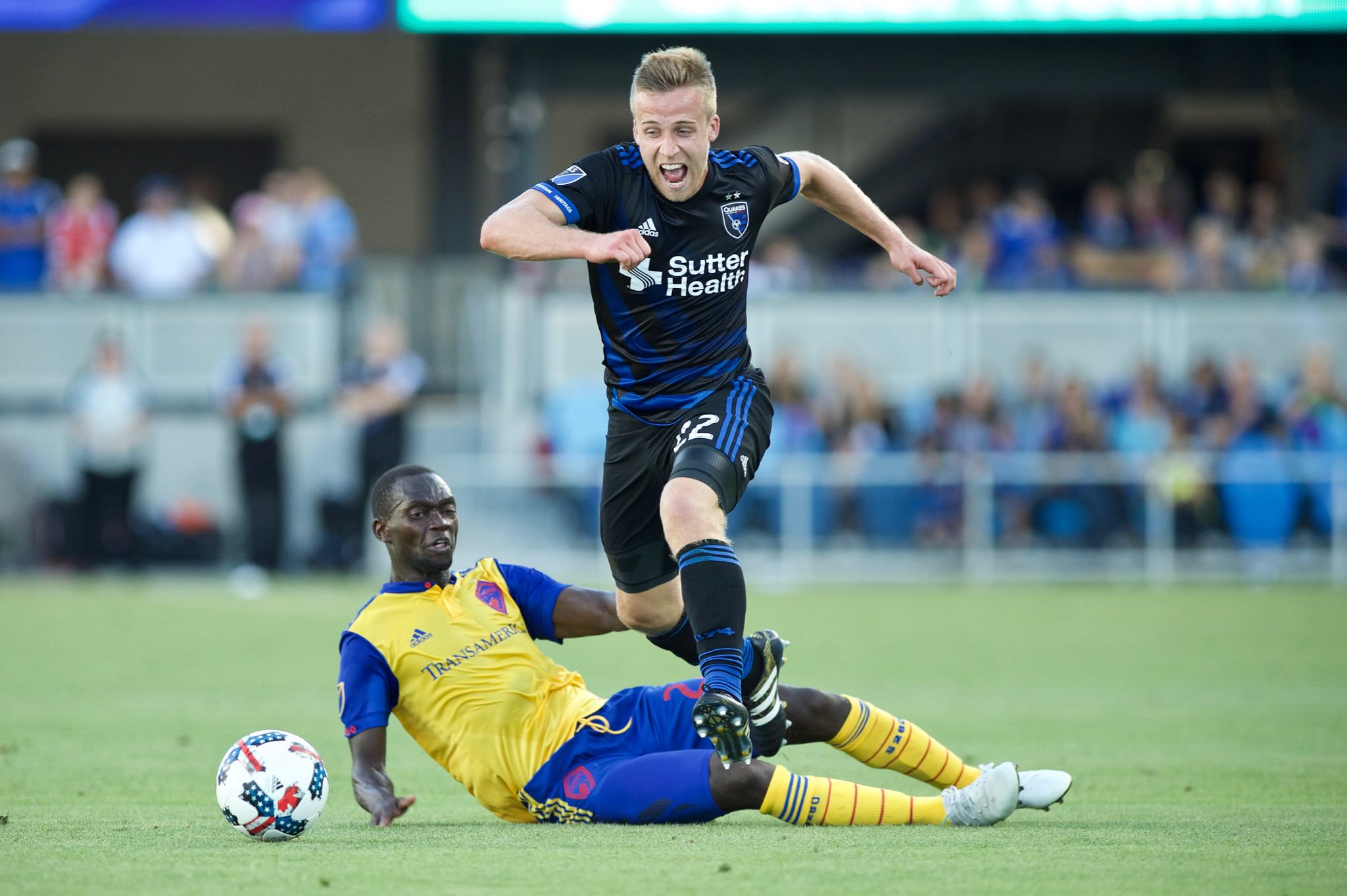 战术配合以 战术配合以